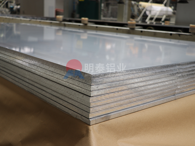 6061铝板.jpg 6061铝板.jpg