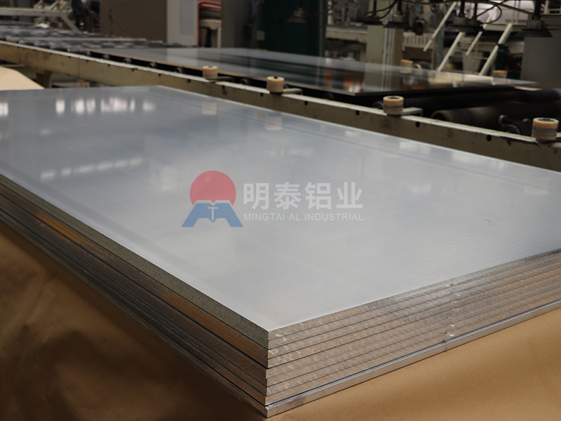 河南明泰铝业 6082 铝板.jpg